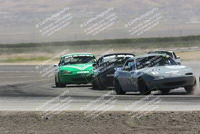 media/Jun-01-2024-CalClub SCCA (Sat) [[0aa0dc4a91]]/Group 3/Race/